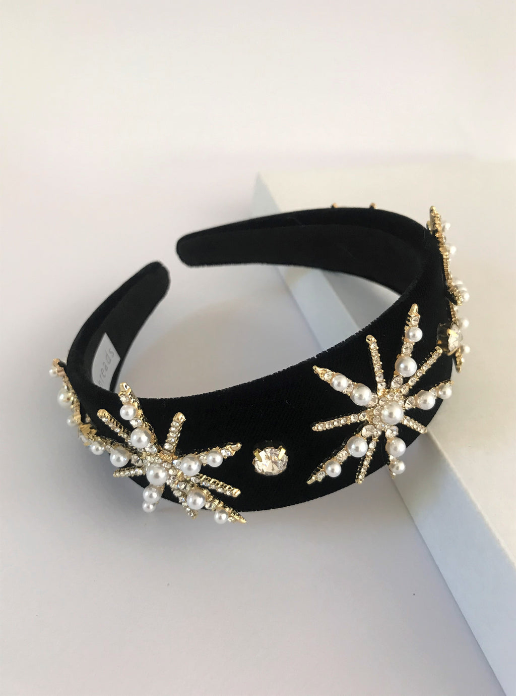 THE EVELINA VELVET BAND