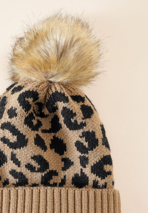 LEOPARD BEANIE WITH FLUFFY POMPOM - TAN